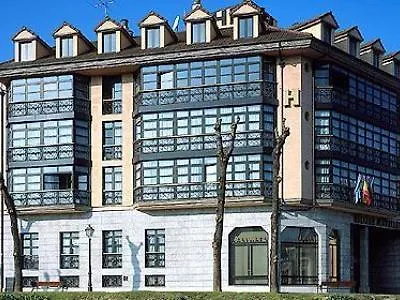 Astures Szálloda Oviedo